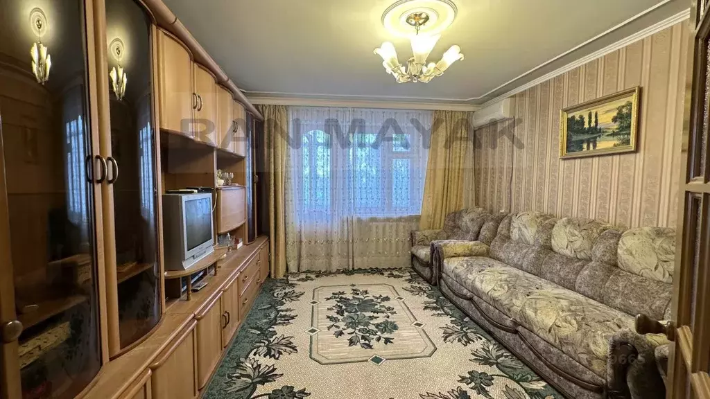 3-к кв. Адыгея, Майкоп Шоссейная ул., 14Б (66.7 м) - Фото 1