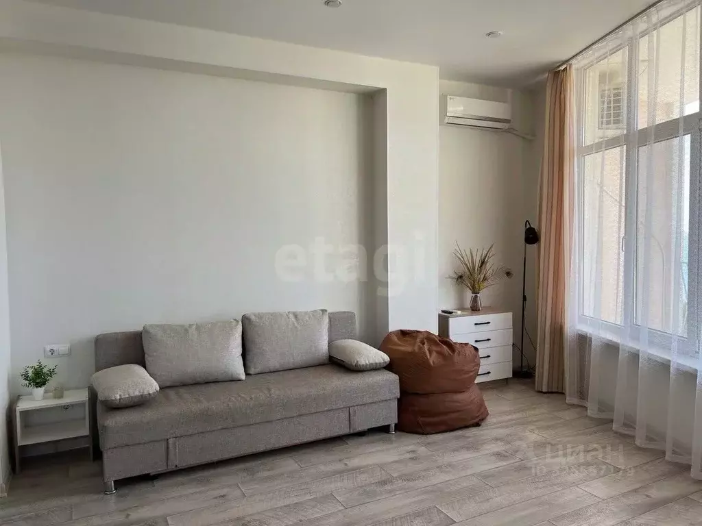 Студия Севастополь с. Орловка, ш. Качинское, 33/1 (49.7 м) - Фото 1