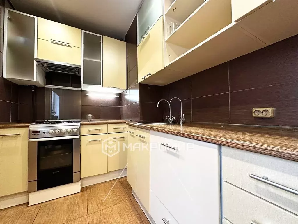 3-к кв. Санкт-Петербург Загребский бул., 39К2 (65.9 м) - Фото 0
