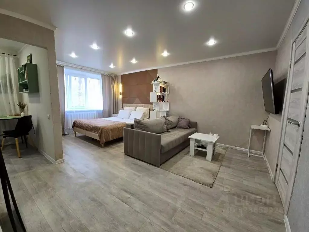 2-к кв. Татарстан, Казань ул. Воровского, 13 (42.6 м) - Фото 2