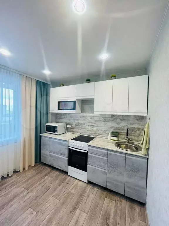 3-к. квартира, 64 м, 2/9 эт. - Фото 0