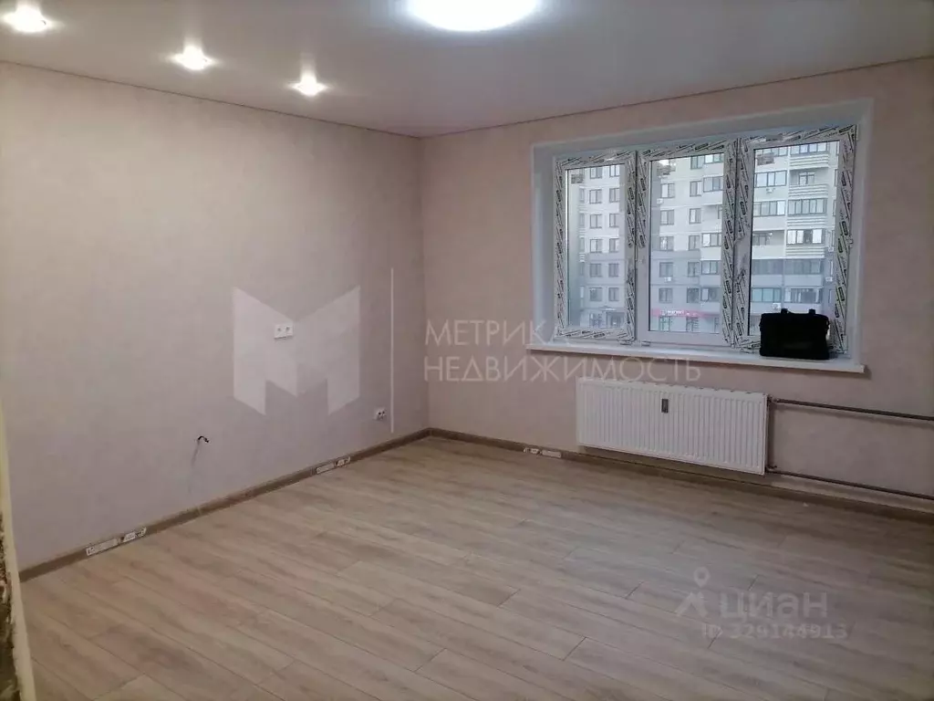 2-к кв. Тюменская область, Тюмень ул. Алматинская, 12 (64.3 м) - Фото 1