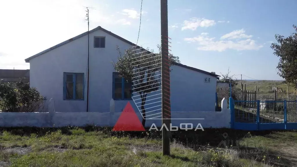 Дом в Крым, Черноморский район, с. Окуневка ул. Крупской, 66 (47 м) - Фото 2