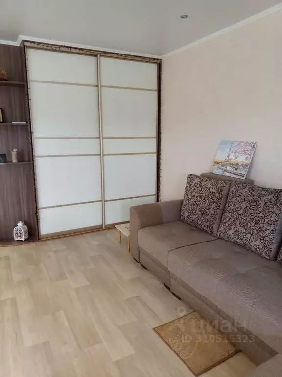 Студия Омская область, Омск ул. Олега Кошевого, 21/1 (36.5 м) - Фото 2