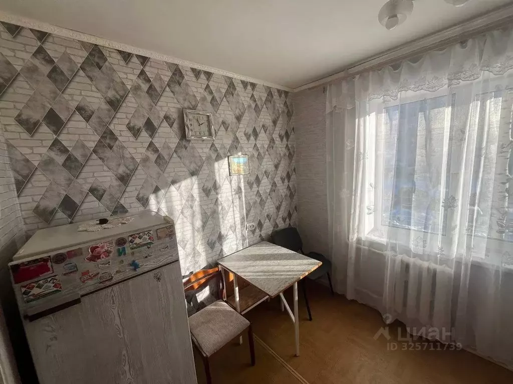 1-к кв. Курганская область, Курган Заозерный жилрайон, 3-й мкр, 9 ... - Фото 2