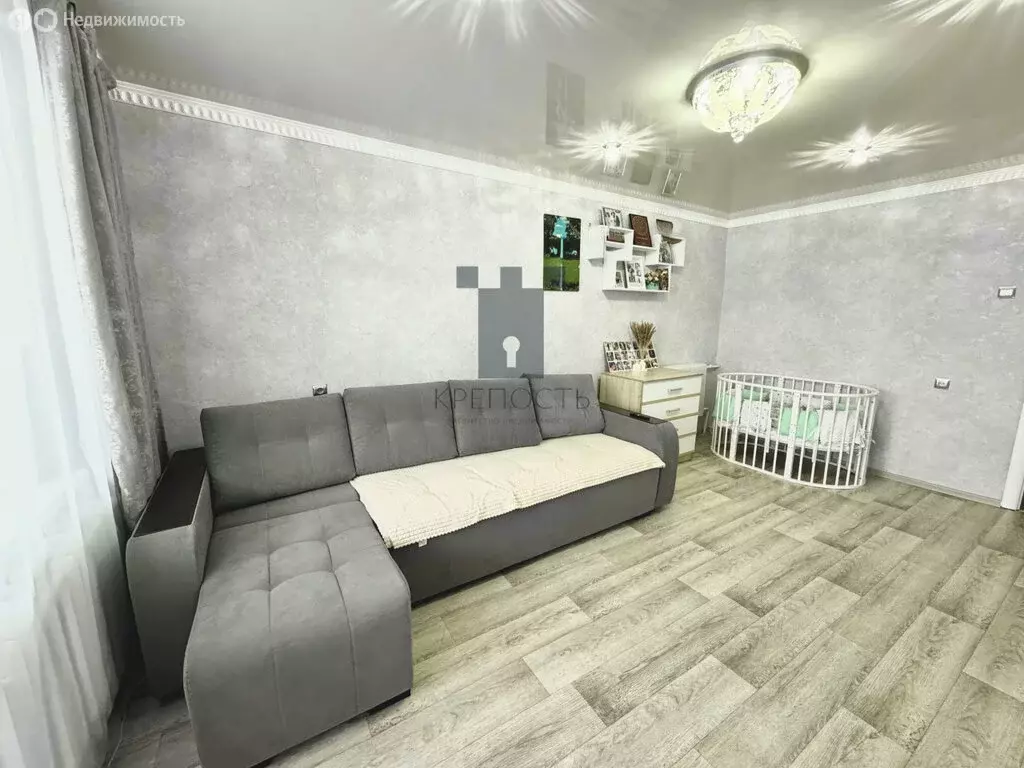 2-комнатная квартира: Мелеуз, улица Цюрупы, 3 (50 м) - Фото 1