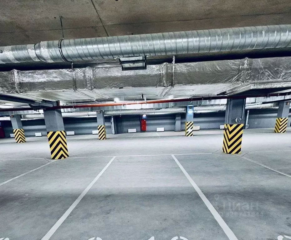 Гараж в Санкт-Петербург ул. Кустодиева, 5к1 (16 м) - Фото 1