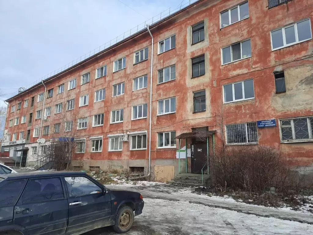 Комната 18 м в 1-к., 4/4 эт. - Фото 0
