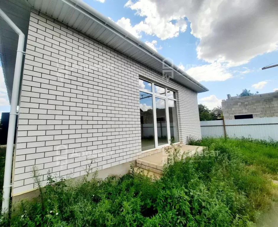 Дом в Волгоградская область, Волгоград ул. Красных Партизан (91 м) - Фото 1