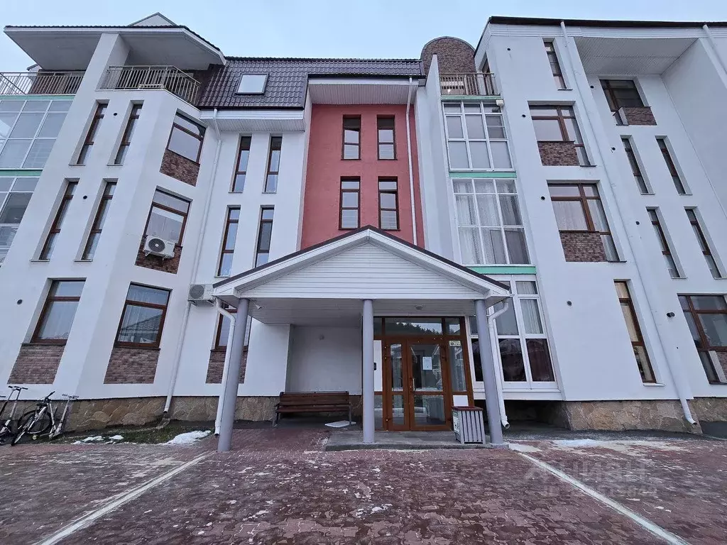 Студия Свердловская область, Екатеринбург Карасьеозерский-2 мкр, пер. ... - Фото 1