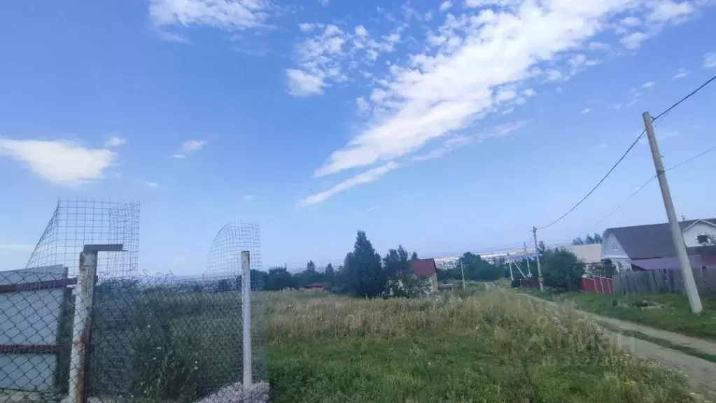 Участок в Хакасия, Саяногорск Саяногорск городской округ, ул. ... - Фото 1