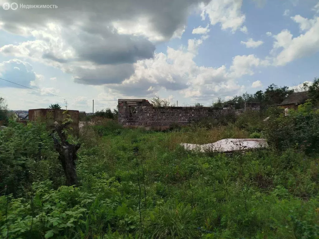 Участок в Октябрьский, 32-й микрорайон, Ялтинская улица (6.7 м) - Фото 0