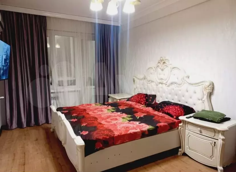 1-к. квартира, 44 м, 10/10 эт. - Фото 1