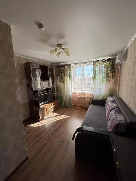 1-к. квартира, 32 м, 6/9 эт. - Фото 0
