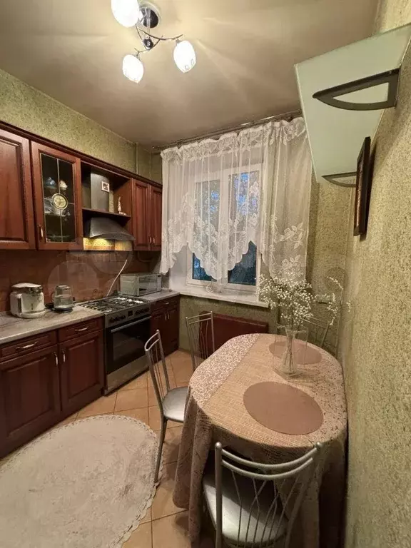 2-к. квартира, 52 м, 1/5 эт. - Фото 0