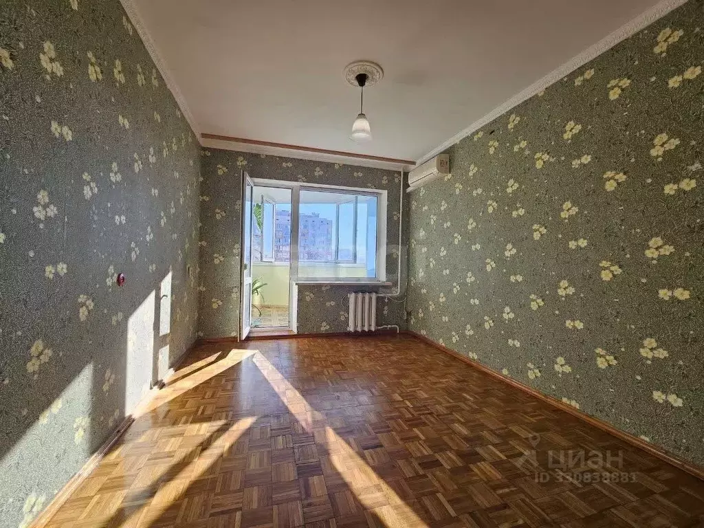 3-к кв. Крым, Симферополь ул. Кечкеметская (62.1 м) - Фото 1