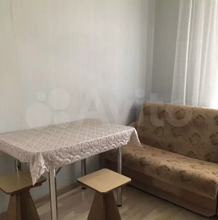 1-к. квартира, 46 м, 5/10 эт. - Фото 1