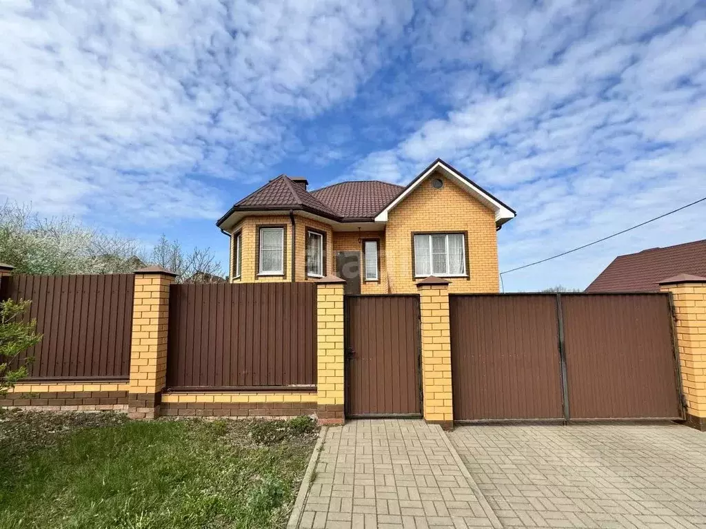 Дом в Белгородская область, Белгородский район, Никольское с/пос, с. ... - Фото 1