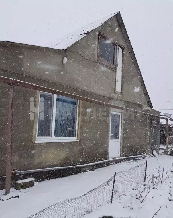 Дом в Краснодарский край, Курганинск ул. Куйбышева, 191 (68 м) - Фото 0