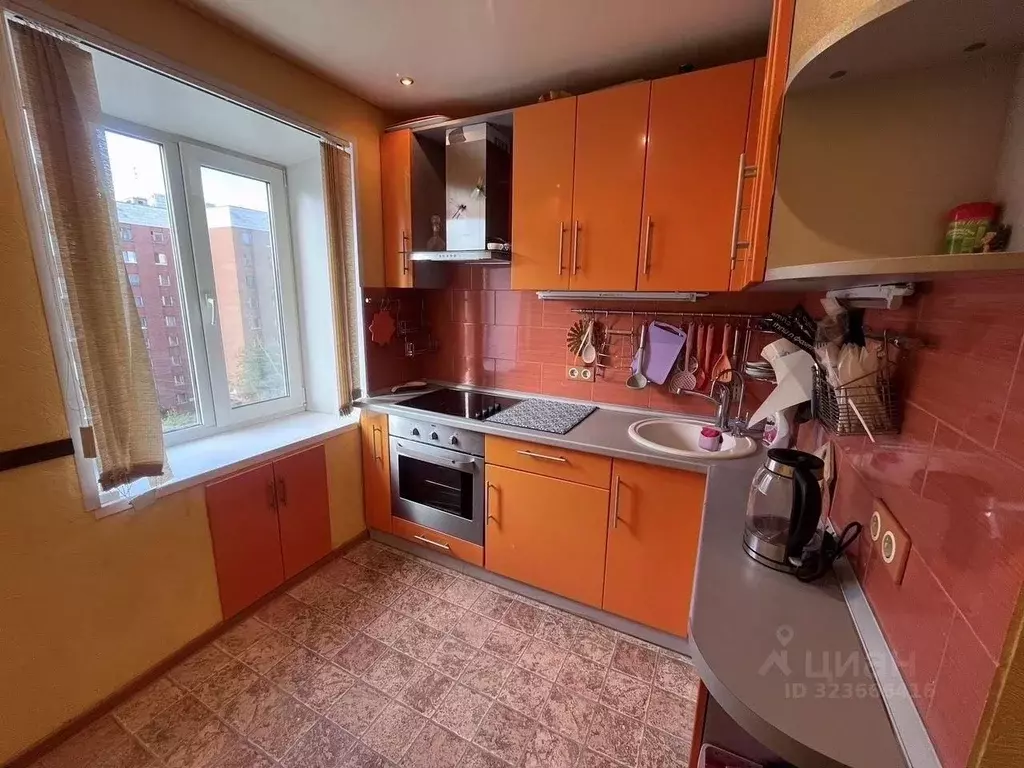 2-к кв. Свердловская область, Екатеринбург ул. Красных Борцов, 6 (45.4 ... - Фото 1