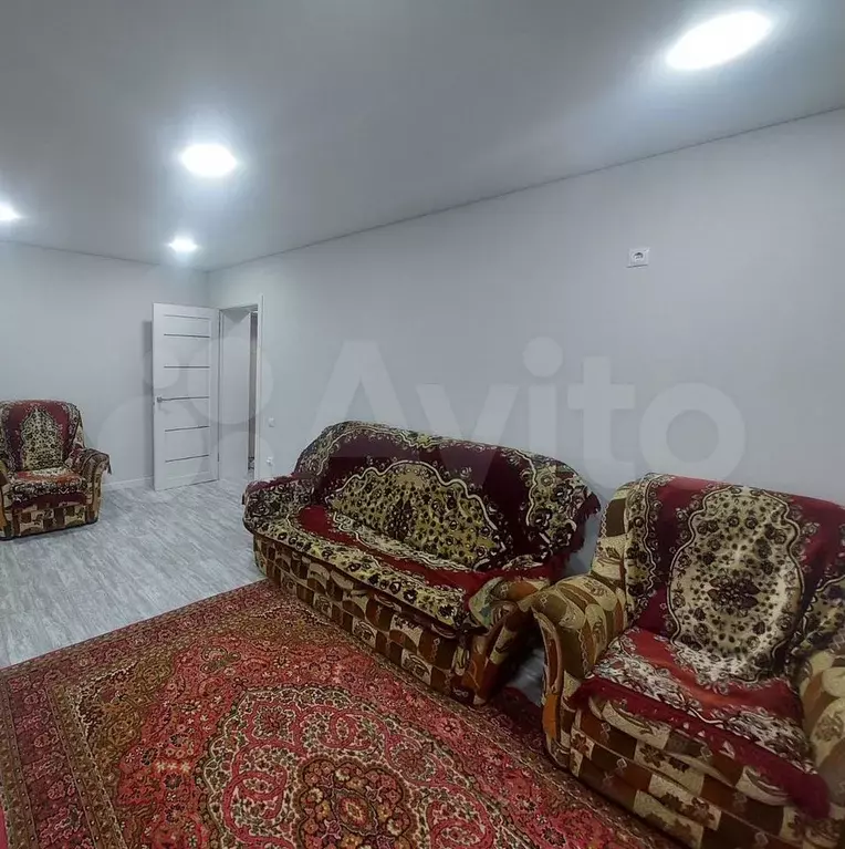 2-к. квартира, 42 м, 1/5 эт. - Фото 1