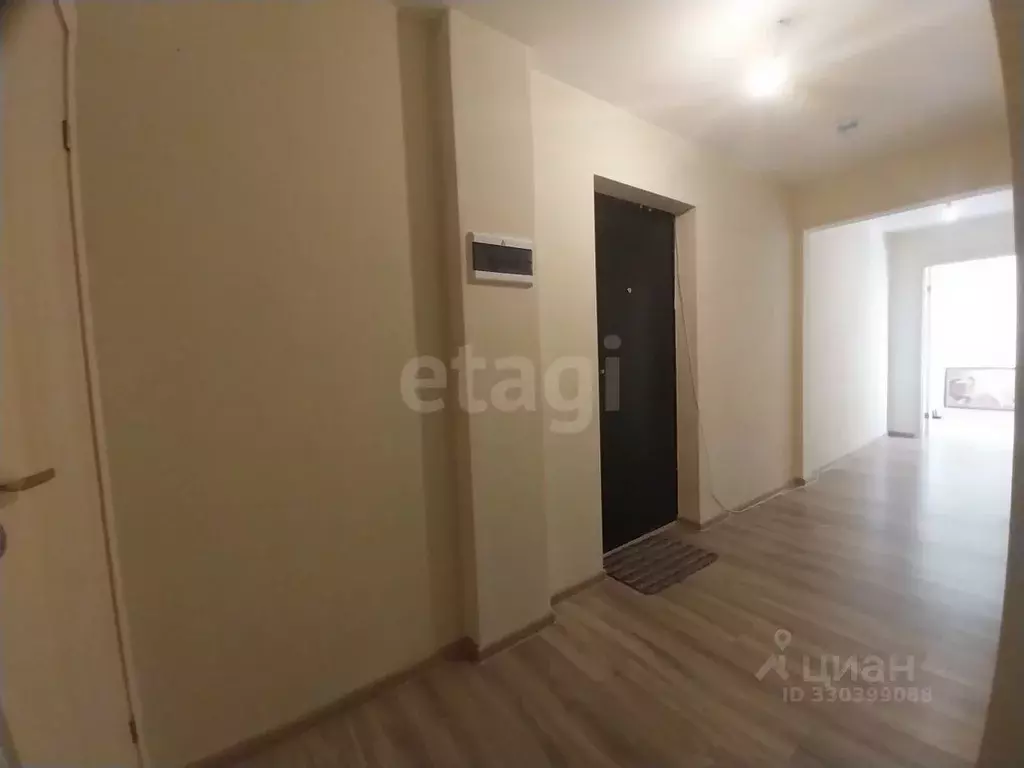3-к кв. Псковская область, Остров ул. Калинина, 82А (62.9 м) - Фото 1