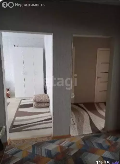 2-комнатная квартира: Кировский, Ноябрьская улица, 28 (71 м) - Фото 1