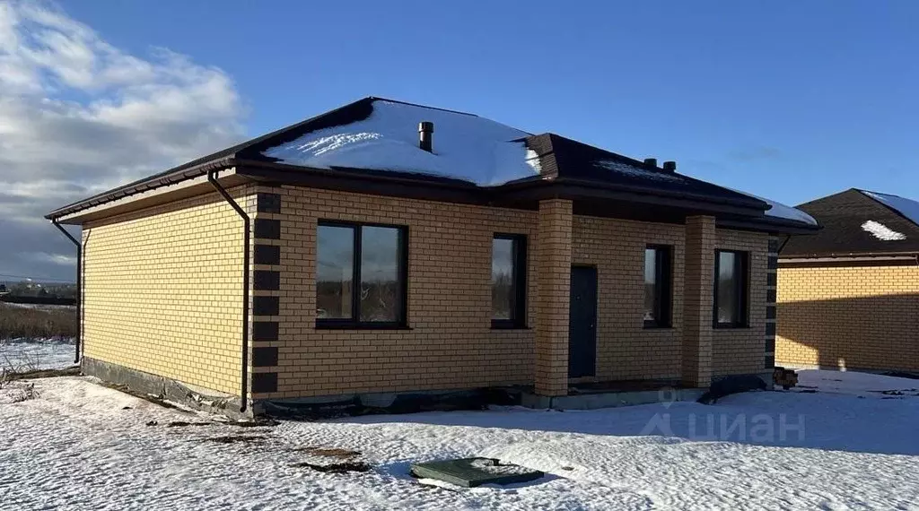 Дом в Калужская область, Жуковский муниципальный округ, Корсаково ... - Фото 2