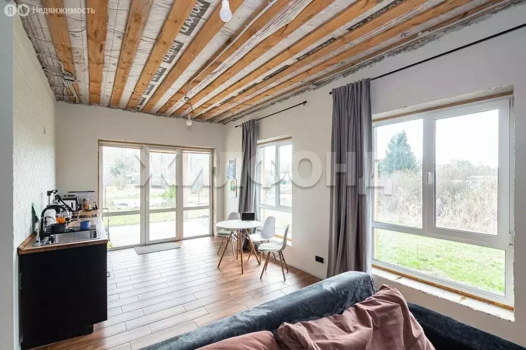 Дом в поселок Каменушка, Дорожная улица (78.3 м) - Фото 1