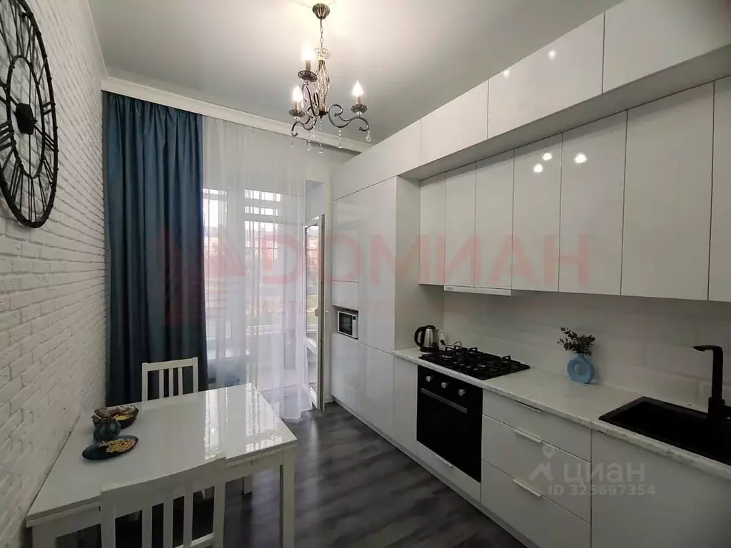 1-к кв. Ростовская область, Аксай ул. Речников, 15к4 (33.5 м) - Фото 1