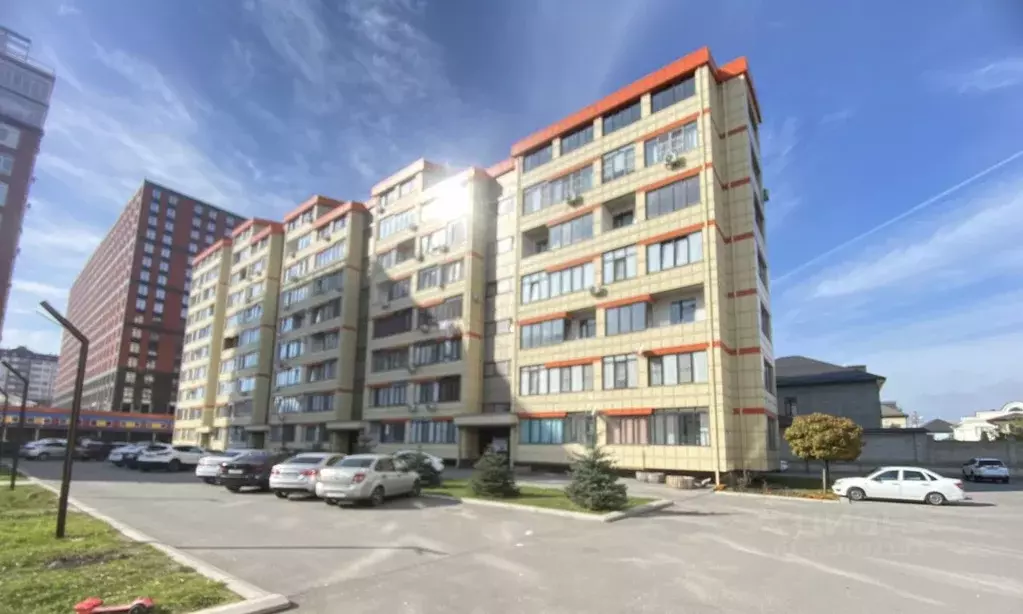 4-к кв. Кабардино-Балкария, Нальчик Балкарская ул. (190.0 м) - Фото 1