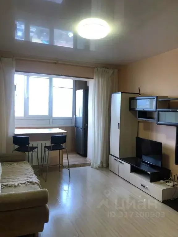 2-к кв. Приморский край, Владивосток ул. Адмирала Кузнецова, 49 (37.0 ... - Фото 0