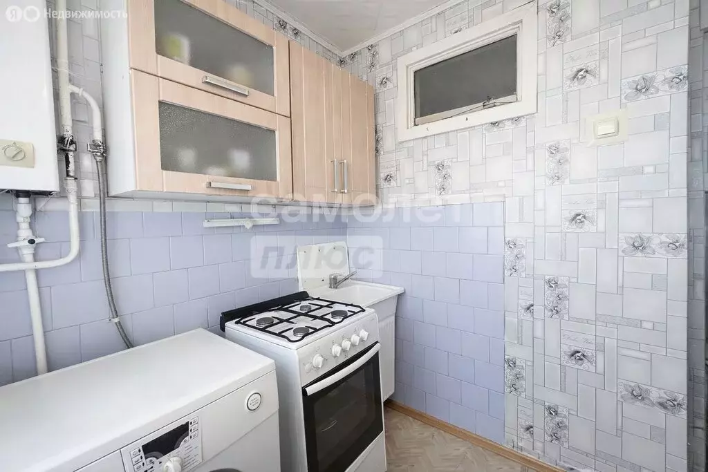 4-комнатная квартира: Янаул, улица Некрасова, 19 (61.6 м) - Фото 2