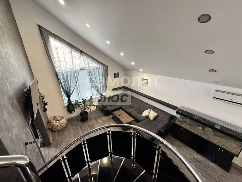 Дом в Краснодарский край, Краснодар Северный мкр, ул. Академика ... - Фото 1