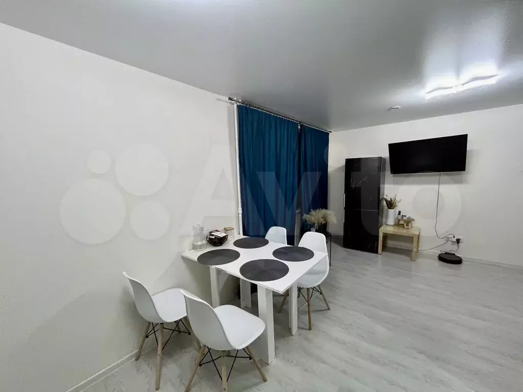 2-к. квартира, 42 м, 1/5 эт. - Фото 1