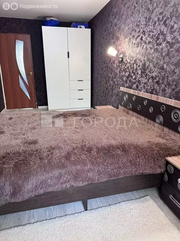 3-комнатная квартира: Барнаул, улица Монтажников, 2 (60.1 м) - Фото 0