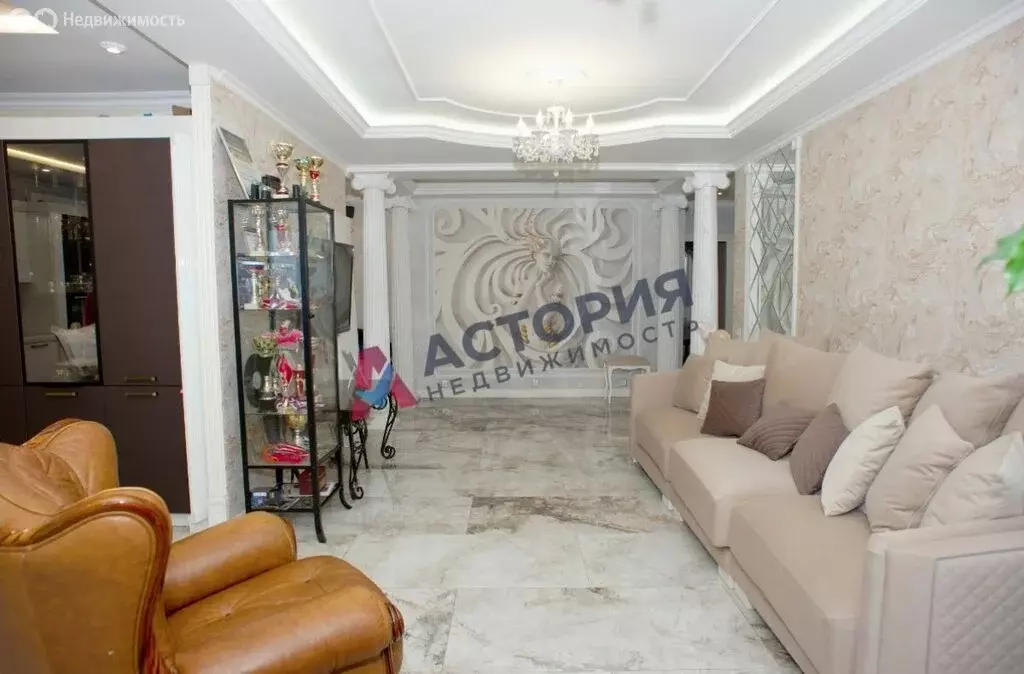 3-комнатная квартира: Тула, улица Михеева, 23 (110 м) - Фото 0