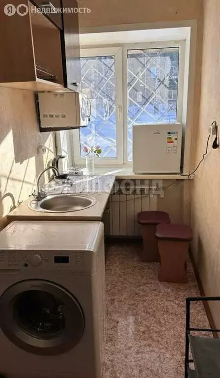 1-комнатная квартира: Новосибирск, улица Объединения, 52 (12.6 м) - Фото 1