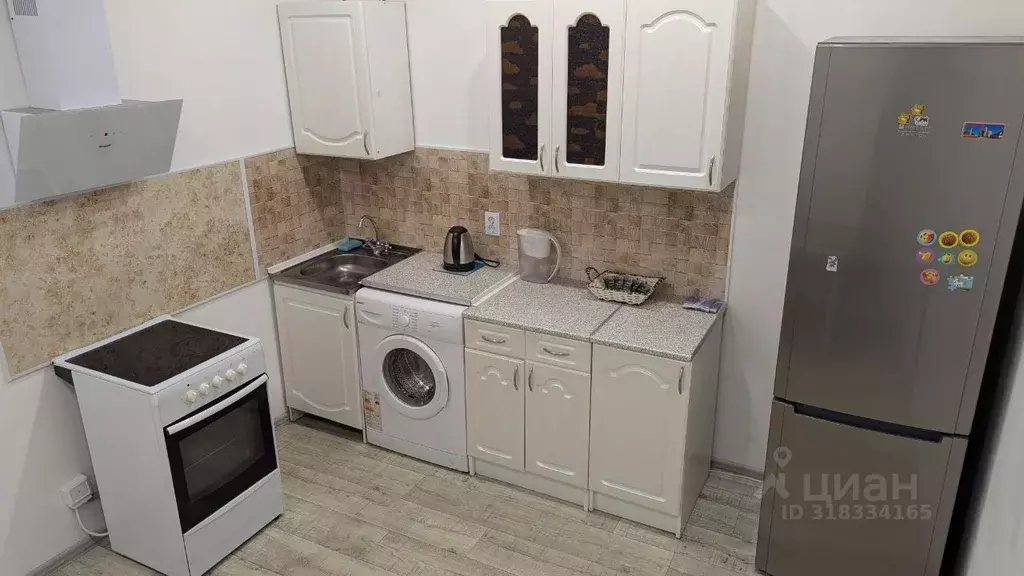 2-к кв. Тюменская область, Тюмень Новгородская ул., 1 (55.0 м) - Фото 0