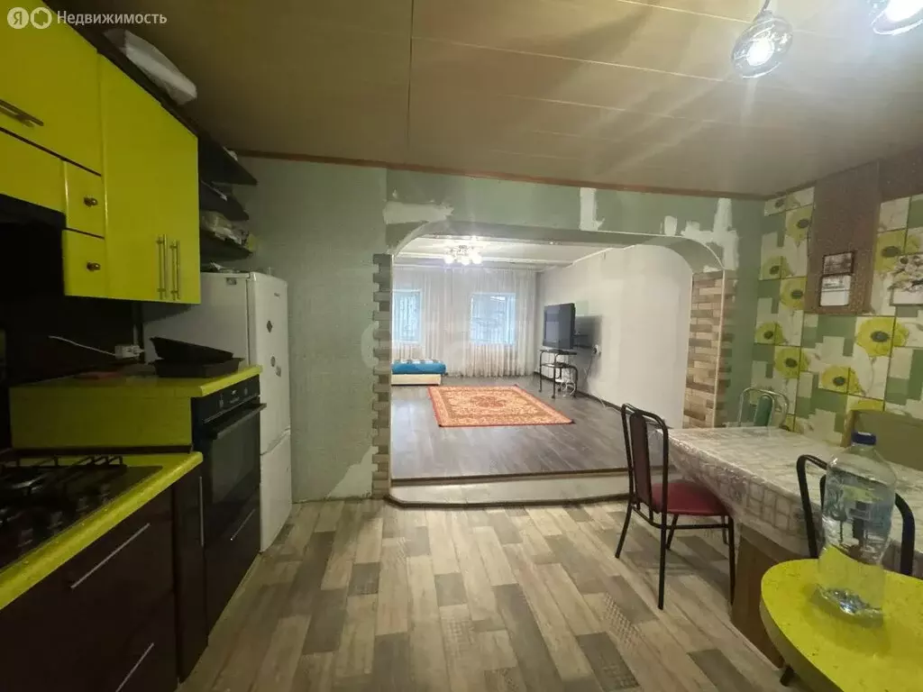 Дом в Тукаевский район, Князевское сельское поселение, деревня Казиле, ... - Фото 1