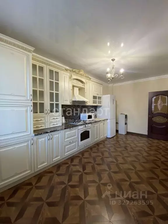 3-к кв. Ставропольский край, Ессентуки ул. Комарова (74.3 м) - Фото 2