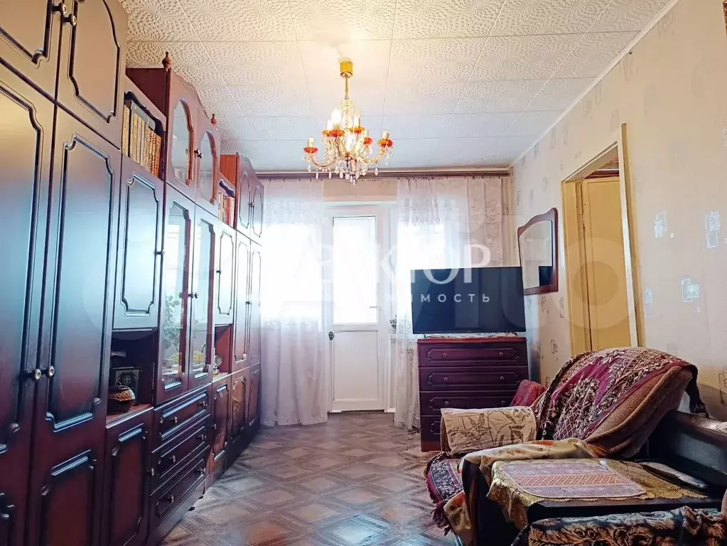 3-к. квартира, 56 м, 5/5 эт. - Фото 1