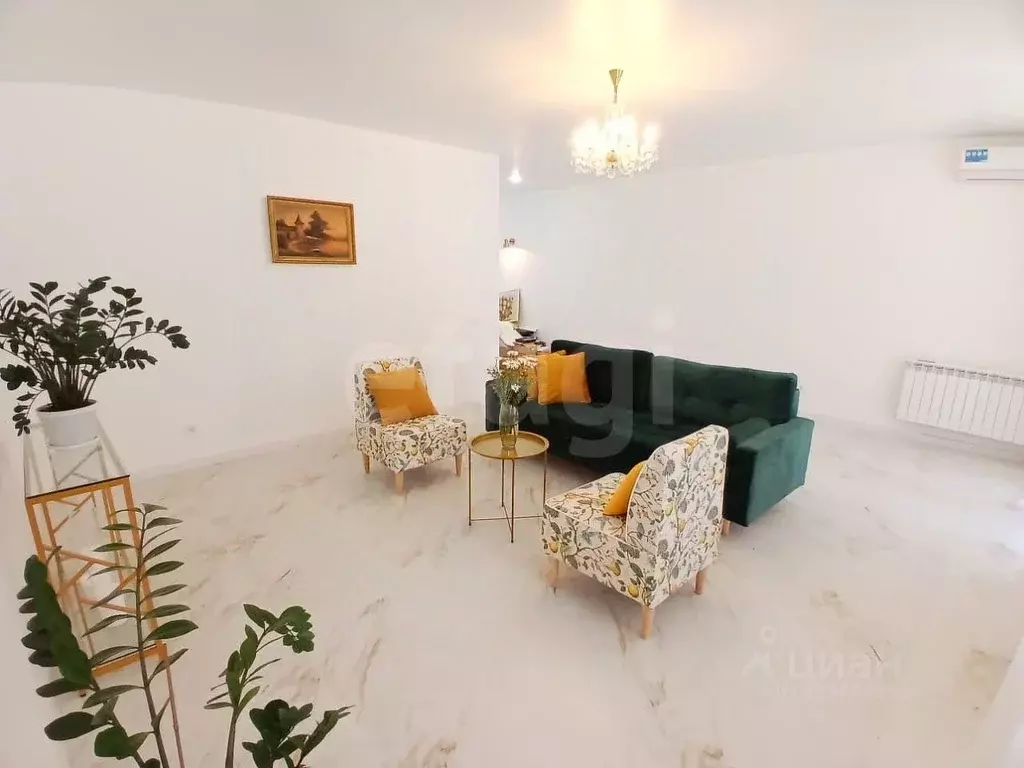Дом в Севастополь ул. Ефремова, 17Б (300 м) - Фото 1