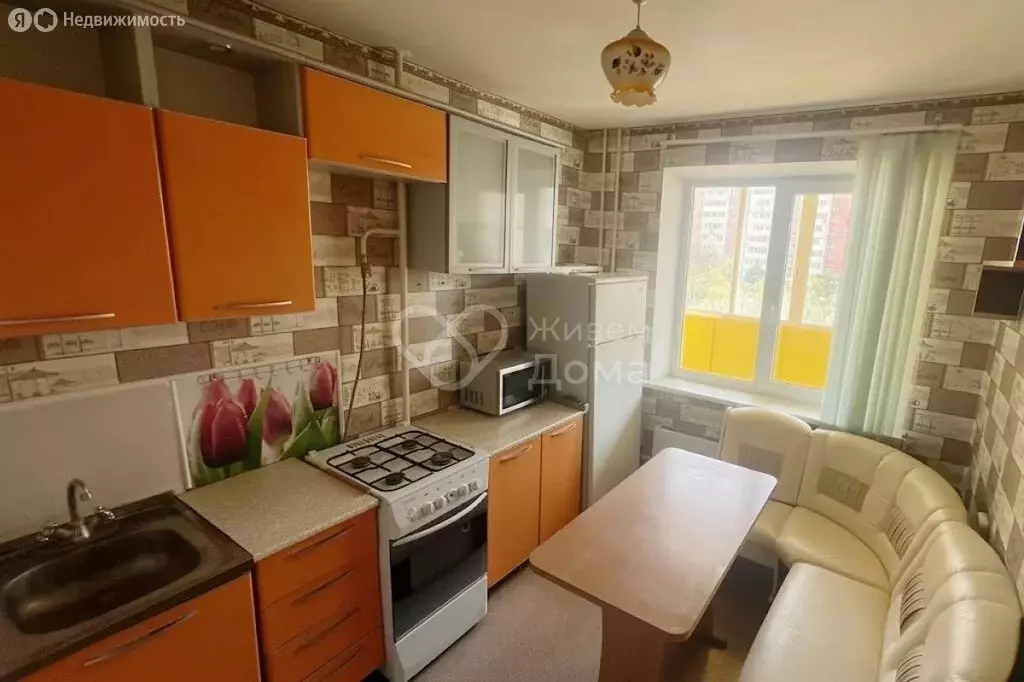 2-комнатная квартира: Волгоград, улица Маршала Воронова, 12 (55.4 м) - Фото 1
