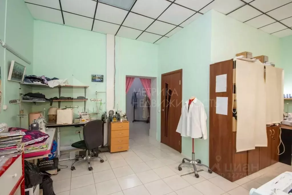 Помещение свободного назначения в Тюменская область, Тюмень Смоленская ... - Фото 1