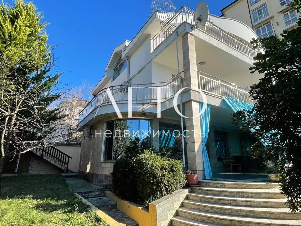 Коттедж в Краснодарский край, Сочи Бытха мкр, ул. Бытха (398 м) - Фото 1