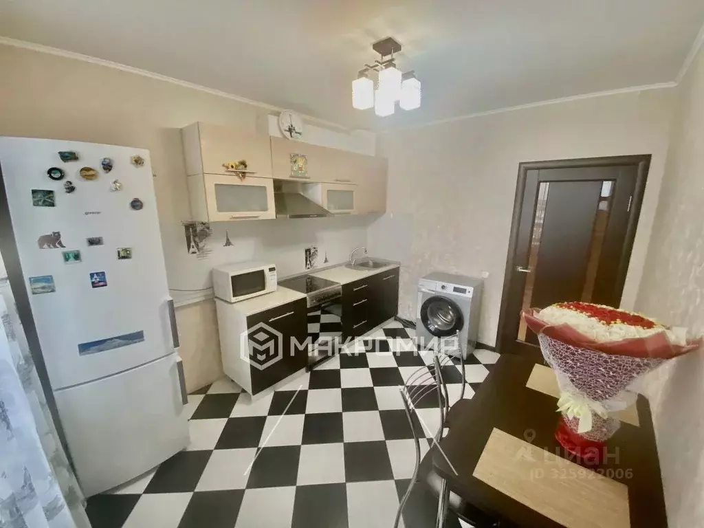 2-к кв. Брянская область, Брянск ул. Ромашина, 58к3 (62.0 м) - Фото 2