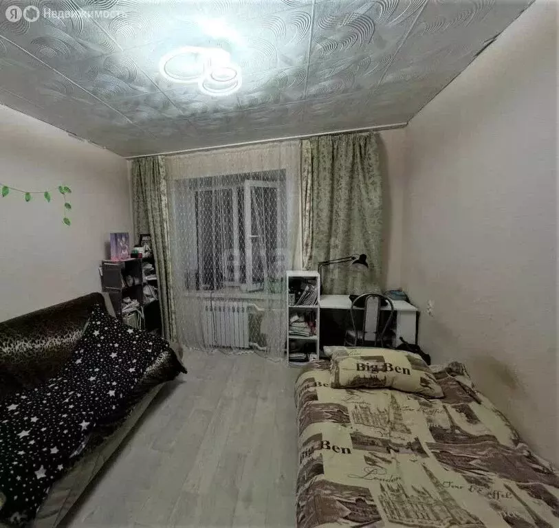 3-комнатная квартира: Бирск, улица Калинина, 25 (62.4 м) - Фото 1