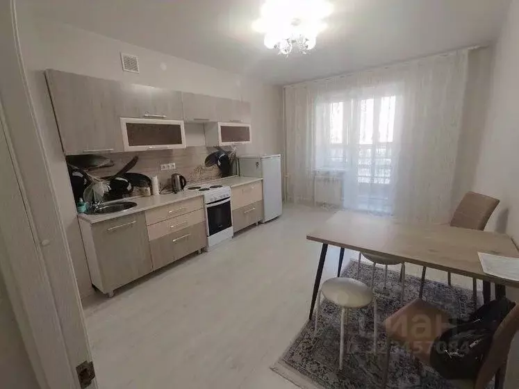 1-к кв. Красноярский край, Красноярск Парусная ул., 7 (45.0 м) - Фото 0