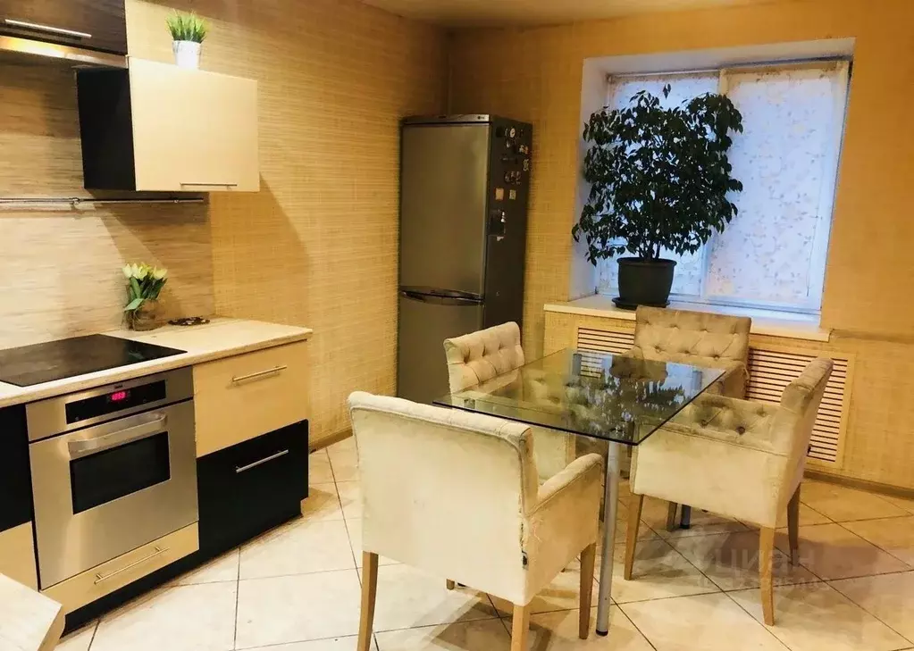 3-к кв. Башкортостан, Уфа Комсомольская ул., 161 (92.0 м) - Фото 0